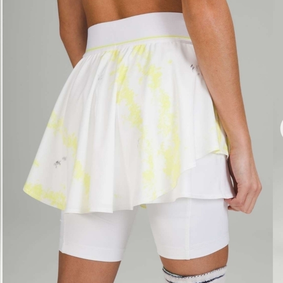Lululemon Court Rival High-Rise Skirt Cross Court Wash Electric Lemon Wh… - Picture 7 of 15